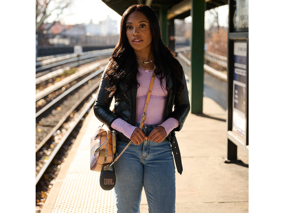 JBL Clip5, Bluetooth-Lautsprecher mit Karabinerhaken, blau