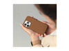 Vonmählen Kunstleder-Case für iPhone 16 Pro, braun