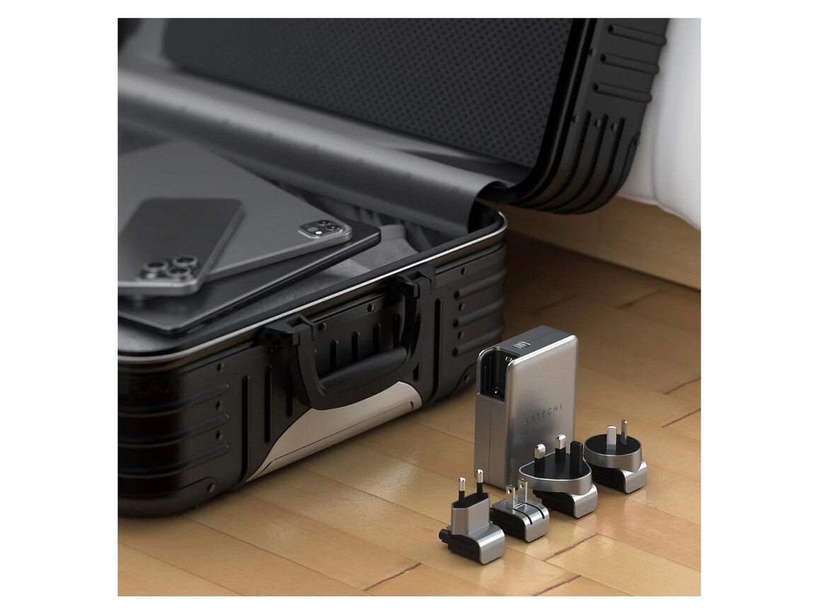 Satechi 145W USB-C 4-Port GaN Travel Charger